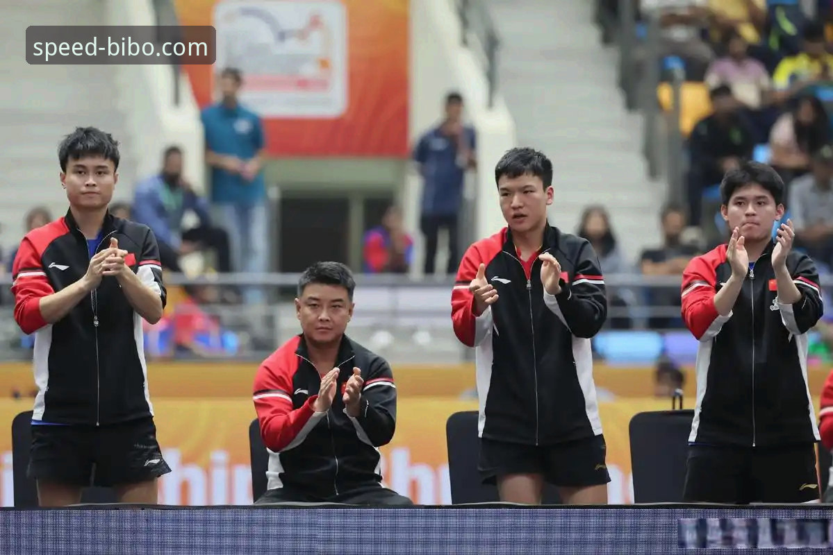 中国男乒世锦赛小组赛三战全胜深度分析：从林诗栋到梁靖崑的战术博弈与破局之道